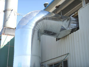 专业铁皮保温施工队 为山东日照管道罐体提供高效保温安装解决方案